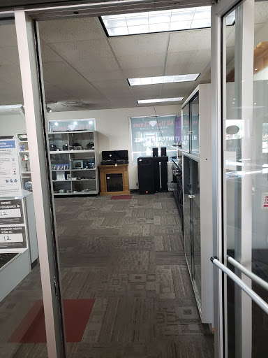 Pawn Shop «All That Glitters Pawn Shop Salem», reviews and photos, 1191 Lancaster Dr NE, Salem, OR 97301, USA