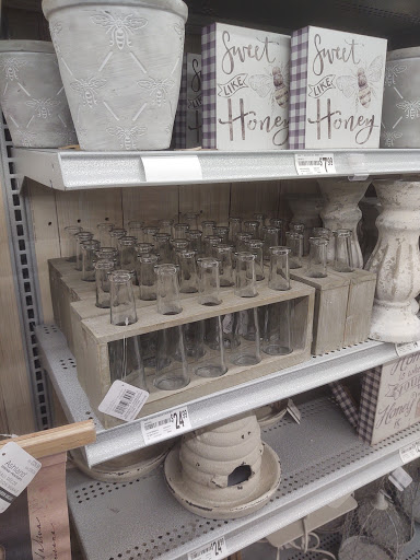 Craft Store «Michaels», reviews and photos, 34 Cambridge St #150, Burlington, MA 01803, USA