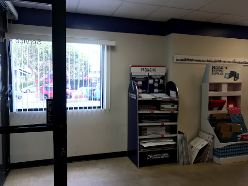 Post Office «United States Postal Service», reviews and photos, 313 Grand Blvd, Venice, CA 90291, USA