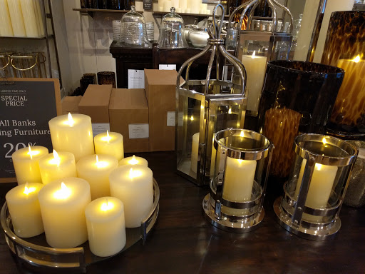 Furniture Store «Pottery Barn», reviews and photos, 2390 Market St, San Francisco, CA 94114, USA