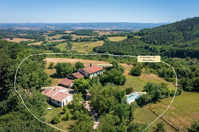 Gîte les grands chemins à Escoussens