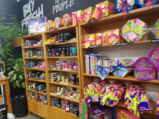 Cosmetics Store «Lush Cosmetics», reviews and photos, 429 Stanton Christiana Rd, Newark, DE 19702, USA