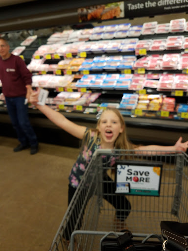 Grocery Store «Kroger», reviews and photos, 120 S Memorial Dr, New Castle, IN 47362, USA