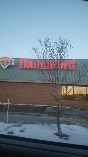 Grocery Store «Hannaford Supermarket», reviews and photos, 220 Washington St, Claremont, NH 03743, USA