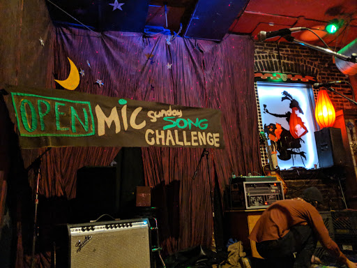 Restaurant «Laurelthirst Public House», reviews and photos, 2958 NE Glisan St, Portland, OR 97232, USA