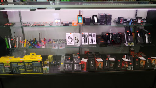 Tobacco Shop «Smokeyz Smoke Shop», reviews and photos, 410 Euclid St #7, Anaheim, CA 92802, USA