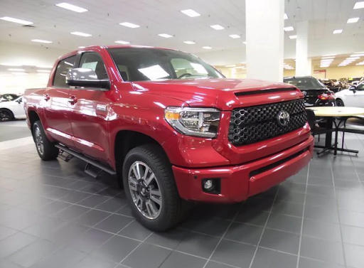 Toyota Dealer «Kings Toyota - New Cars, Indoor Showroom», reviews and photos, 4700 Fields Ertel Rd, Cincinnati, OH 45249, USA
