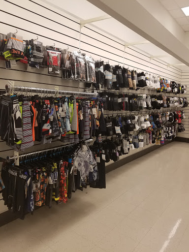 Department Store «Marshalls», reviews and photos, 460 E Waterfront Dr, Homestead, PA 15120, USA