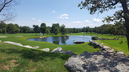 Golf Shop «Eagle Rock Golf Clubhouse & Pro Shop», reviews and photos, 191 Turnberry Ln, Hazle Township, PA 18202, USA