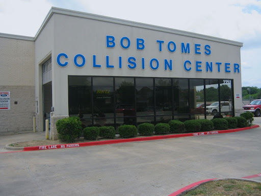 Auto Body Shop «Bob Tomes Ford Collision Center», reviews and photos, 2251 N Brook Dr, McKinney, TX 75070, USA