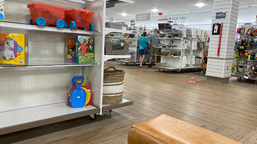 Department Store «HomeGoods», reviews and photos, 558 New York Ave, Lyndhurst, NJ 07071, USA