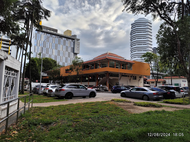 Block 1 HDB Beach - Singapore