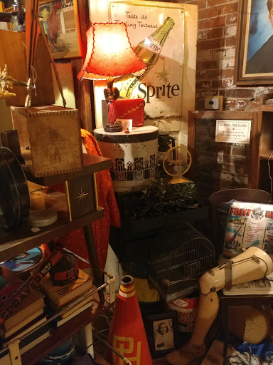 Tattoo Shop «Curiosity Shop», reviews and photos, 100 43rd St #116, Pittsburgh, PA 15201, USA