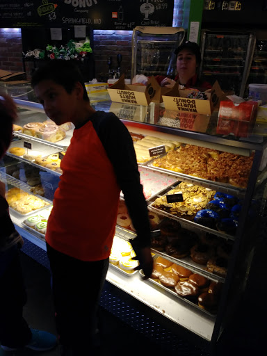 Donut Shop «Hurts Donut», reviews and photos, 1111 E Republic Rd #164, Springfield, MO 65807, USA