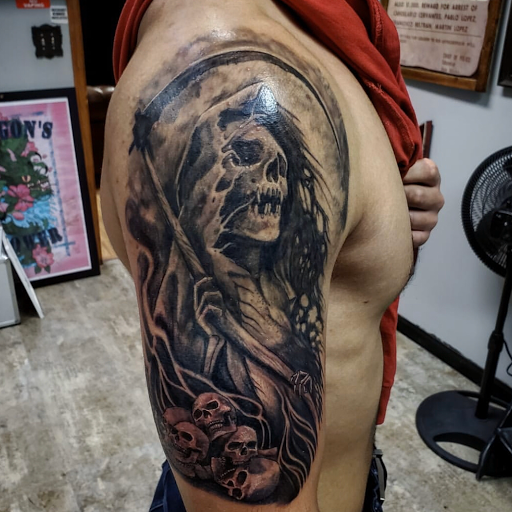 Explore bear tattoos ideas, creative tattoo ideas in Kenosha, available at Kenosha Tattoo Company