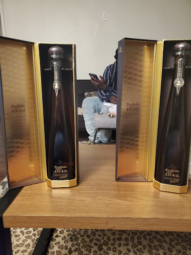 Wine Store «Total Wine & More», reviews and photos, 6232 Topanga Canyon Blvd Floor #1, Suite 1380, Woodland Hills, CA 91367, USA