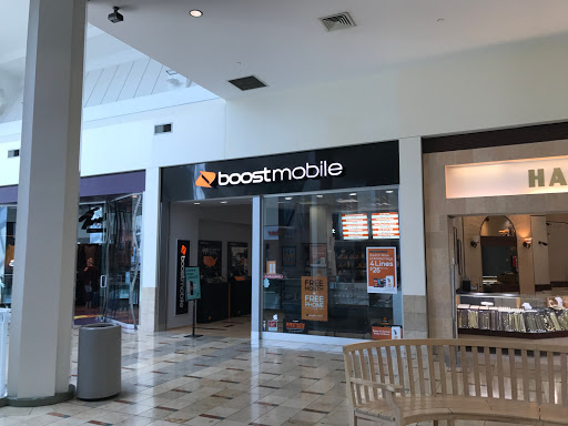 Boost Mobile Store by Unlimited Mobile, 11700 Princeton Pike, Cincinnati, OH 45246, USA, 