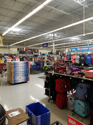 Sporting Goods Store «Academy Sports + Outdoors», reviews and photos, 14260 Manchester Rd, Manchester, MO 63011, USA