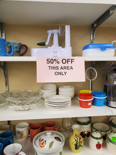 Thrift Store «Peninsula Rescue Mission Thrift Store», reviews and photos, 6200 Jefferson Ave, Newport News, VA 23605, USA