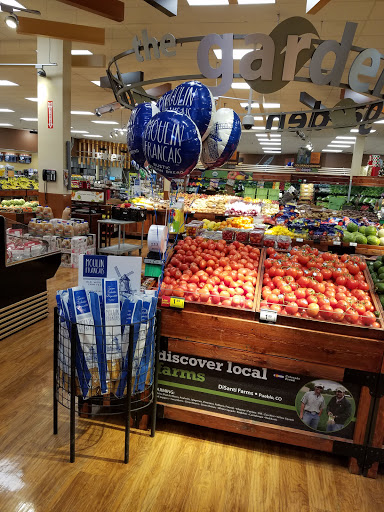 Shopping Mall «Applewood Village Shopping Center», reviews and photos, 3540 Youngfield St, Wheat Ridge, CO 80033, USA