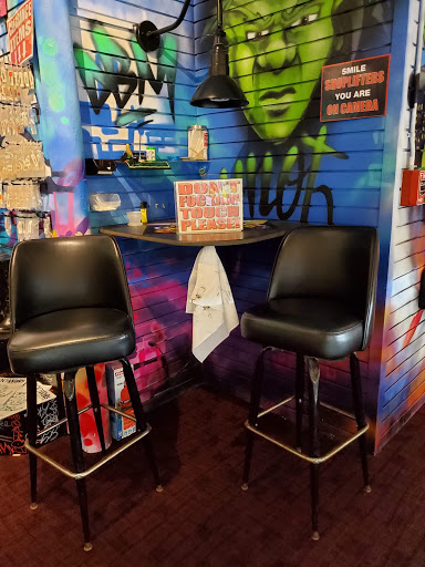 Tobacco Shop «Underground Culture Smoke Shop», reviews and photos, 4 Main Rd, Tiverton, RI 02878, USA