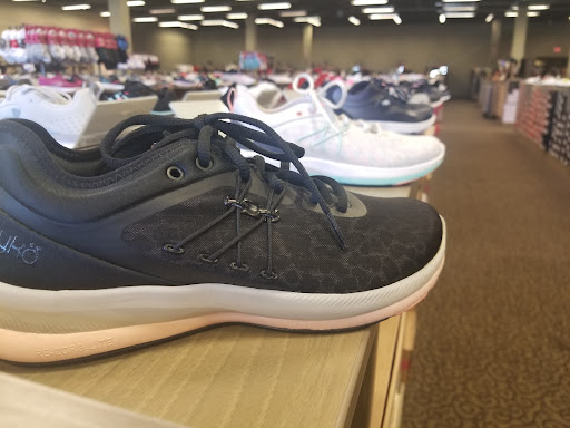 Shoe Store «DSW Designer Shoe Warehouse», reviews and photos, 1015 Cochrane Rd, Morgan Hill, CA 95037, USA