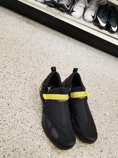 Clothing Store «Ross Dress for Less», reviews and photos, 2540 Cumberland Blvd SE, Smyrna, GA 30080, USA