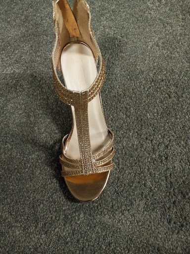 Shopping Mall «Oakdale Village Shopping Center», reviews and photos, 8301 3rd St N, St Paul, MN 55128, USA