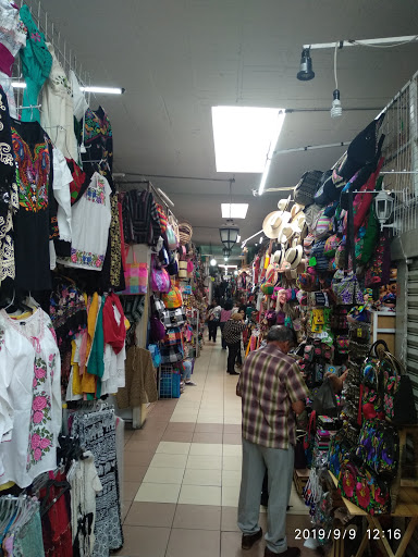 Mercado mayorista de ropa Morelia