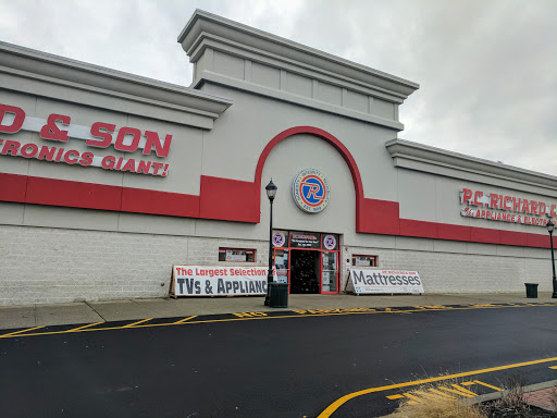 Appliance Store «P.C. Richard & Son», reviews and photos, 885 St George Ave, Woodbridge, NJ 07095, USA