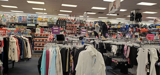 Sporting Goods Store «Big 5 Sporting Goods», reviews and photos, 1401 E 120th Ave, Thornton, CO 80233, USA