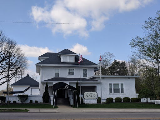 Funeral Home «Eberle Fisher Funeral Home», reviews and photos, 103 N Main St, London, OH 43140, USA