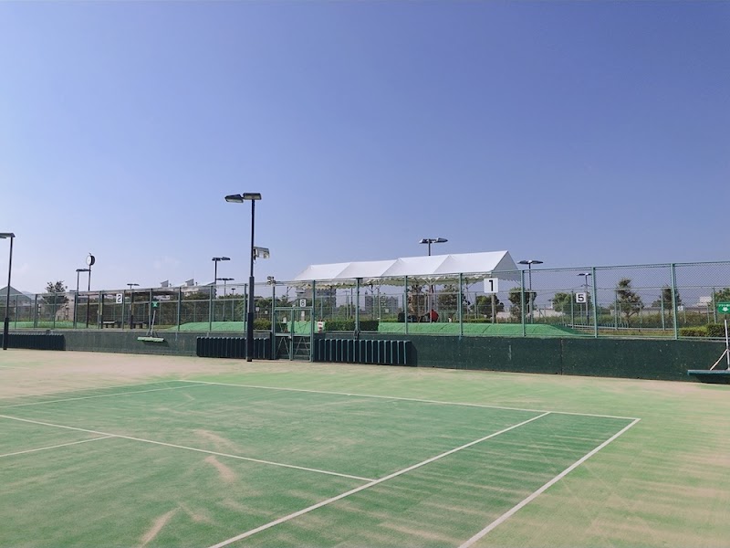 新宝満川地区テニスコート