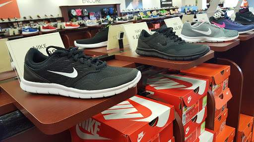 Shoe Store «Shoe Dept. Encore», reviews and photos, 1803 Vance Jackson Rd, San Antonio, TX 78213, USA