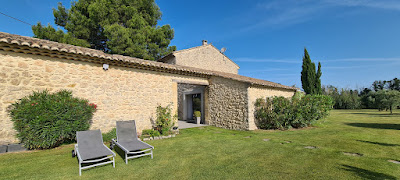 B&B dans Mas en pierres à Robion