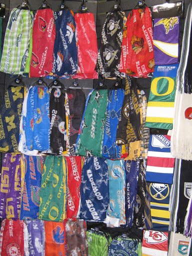 Sports Memorabilia Store «Manteca Sports & Consignment», reviews and photos, 1140 N Main St, Manteca, CA 95336, USA