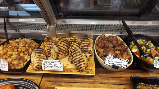 Grocery Store «D & D Market», reviews and photos, 675 Wolcott Hill Rd, Wethersfield, CT 06109, USA