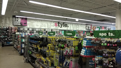 Variety Store «Five Below», reviews and photos, 31065 Orchard Lake Rd, Farmington Hills, MI 48334, USA