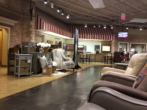 Furniture Store «HOM Furniture», reviews and photos, 4601 23rd Ave S, Fargo, ND 58104, USA