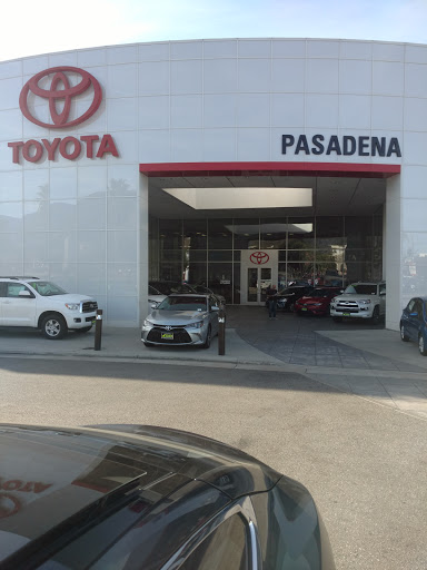 Toyota Dealer «Toyota Pasadena», reviews and photos, 3600 E Foothill Blvd, Pasadena, CA 91107, USA