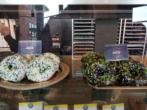 Donut Shop «Top Pot Doughnuts», reviews and photos, 815 N 10th St f, Renton, WA 98057, USA