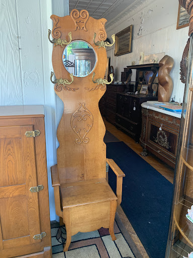 Antique Furniture Store «Every Now & Then Antique Furniture Mall», reviews and photos, 430 W Benson St, Cincinnati, OH 45215, USA