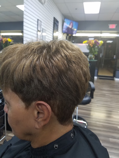 Hair Salon «Livingston Barbershop Unisex», reviews and photos, 615 S Livingston Ave, Livingston, NJ 07039, USA