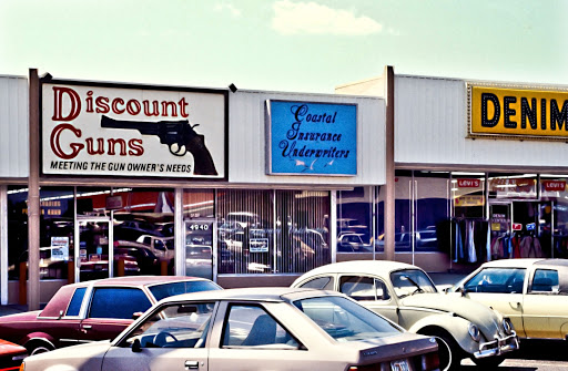 Pawn Shop «Tampa Gun & Pawn», reviews and photos, 12319 N Nebraska Ave, Tampa, FL 33612, USA