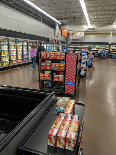 Department Store «Walmart Supercenter», reviews and photos, 5815 Norell Ave N, Oak Park Heights, MN 55082, USA