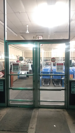 Thrift Store «Value Village Thrift Stores», reviews and photos, 6624 W Camelback Rd, Glendale, AZ 85301, USA
