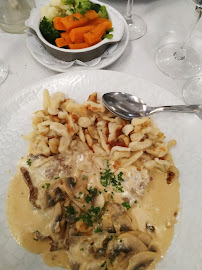 Sauce aux champignons du Restaurant de spécialités alsaciennes La Taverne du Vigneron à Guebwiller - n°10