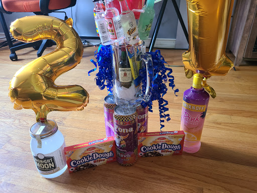 Liquor Store «Liquor City USA», reviews and photos, 965 Richmond Ave # F, Staten Island, NY 10314, USA