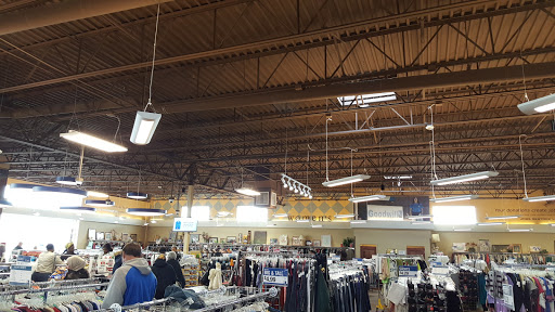 Thrift Store «Goodwill Livonia Store», reviews and photos, 12651 Middlebelt Rd, Livonia, MI 48150, USA