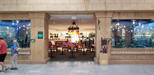 Electronics Store «Frys Electronics», reviews and photos